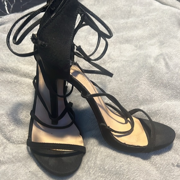 Sandals - Picture 4 of 4